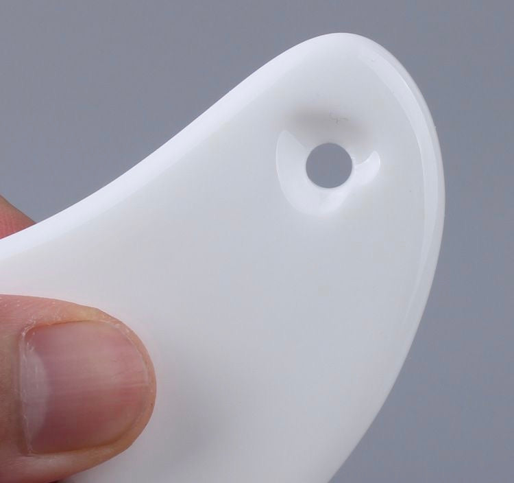 Ceramic Facial Scraping